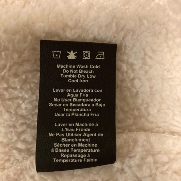 UGG Oatmeal Black Polyester Nylon Faux Fur Oversized Sweater Pullover size S - Picture 15 of 15